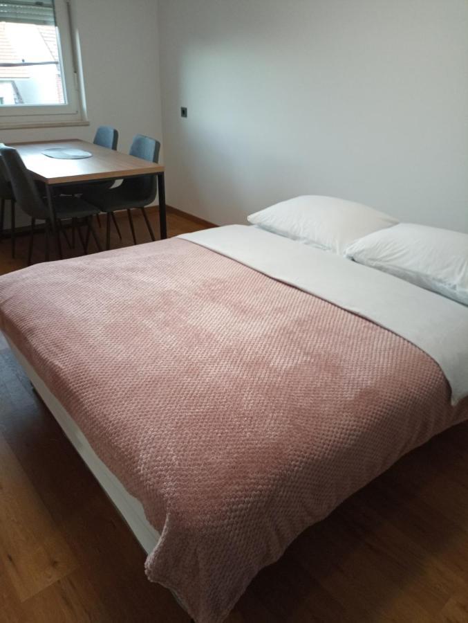 Nibela Ii Zagreb